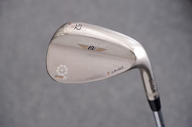 WEDGE TITLEIST VOKEY MILLED SM5 ก้าน DYNAMIC GOLD S200 องศา 52-12